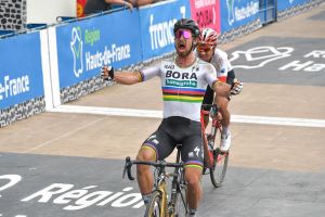 Paris-Roubaix 2018: lehengerlő Sagan támadás egy tragédia árnyékában